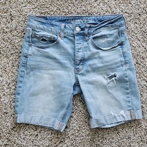 American Eagle Distressed Jean Shorts - 6